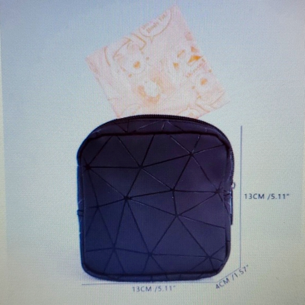 🆕️: WATERPROOF TRAVELING CASE/ ORGANIZING CASE - Picture 4 of 8